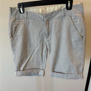 Loomstate Women’s Seersucker Roll-Cuff Shorts - Blue/White